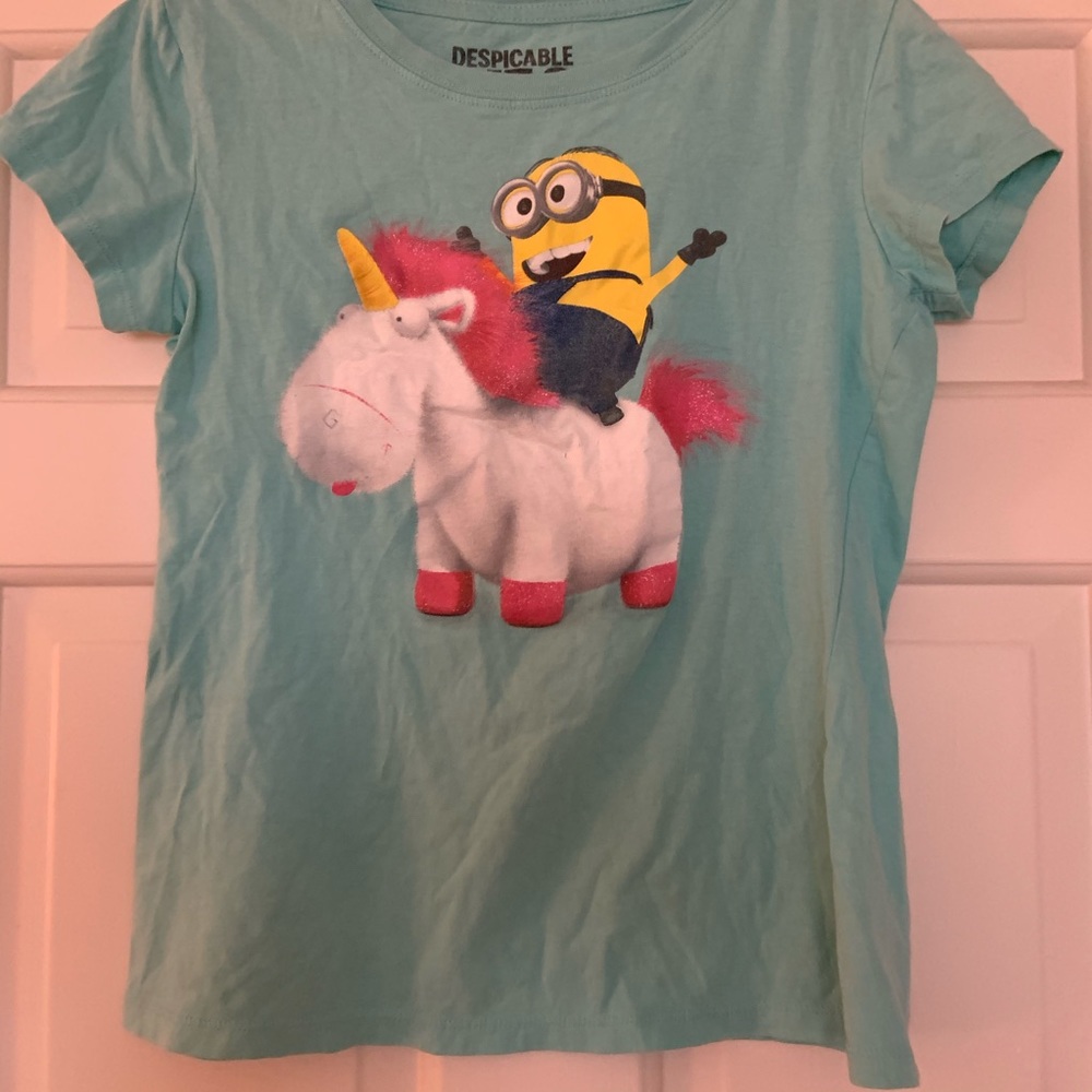 Despciable Me Minion and Unicorn T shirt 🦄